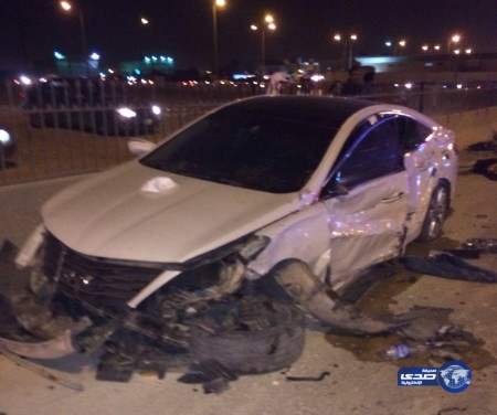 بالصور: وفاة 2 واصابه 2 في حادث تصادم بالرياض‎