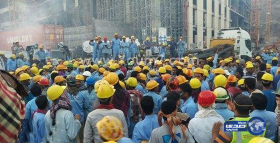 بن لادن: تخيّر عمالتها بين “الصبر” و”نقل الكفالة” و”الخروج النهائي”