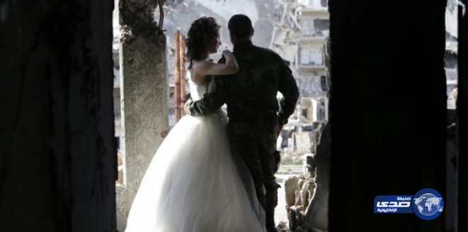 بالصور.. زفاف يقهر الموت في حمص