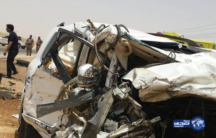 وفاة وإصابة 9 أشخاص في حادث على طريق المجمعة