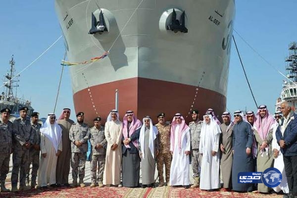 المملكة تُسلِّم الكويت سفينتين عسكريتين