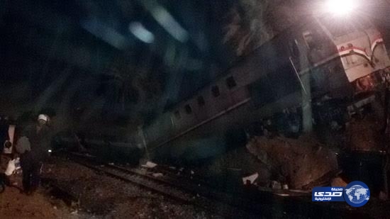 إصابة عشرات الأشخاص جراء انقلاب قطار في صعيد مصر