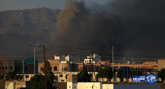 مقاتلات التحالف تقصف معسكري الصمع والاستقبال شمال غربي صنعاء