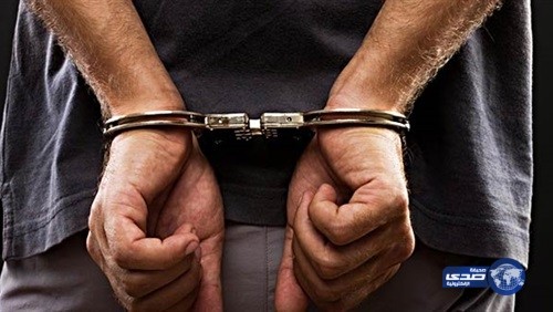 شرطة جدة: القبض على شخصين سرقا مجوهرات و 22 ألف ريال