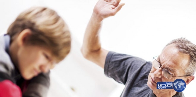 مصري يقتل ابنه لتبوله أثناء نومه