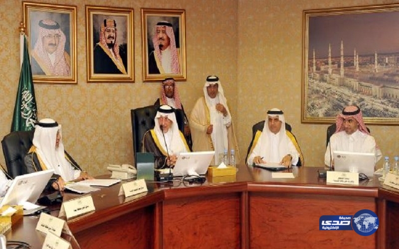 الفيصل يطلع على المشروعات الجاري تنفيذها