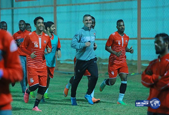 المكافآت تنهال على لاعبي الرائد بعد تجاوز القادسية