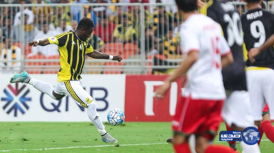 صحف غانا تشيد بهدف مونتاري