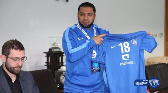 الهلال بالازرق وطاقم كوري جنوبي لادارة مباراة الجزيرة