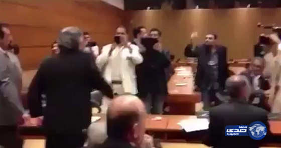 بالفيديو: مشعل النامي يهاجم “دشتي”..أنت نصاب ومجرم