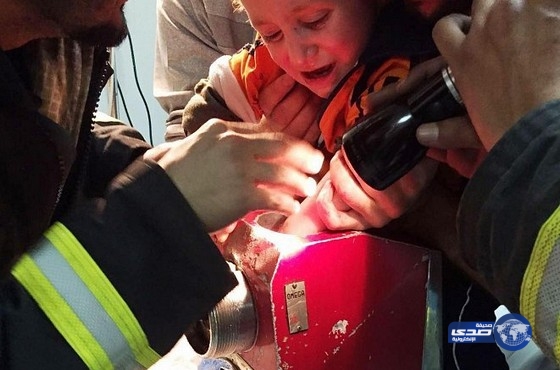 فرامة لحم تلتهم أصابع طفل وافد في الطائف