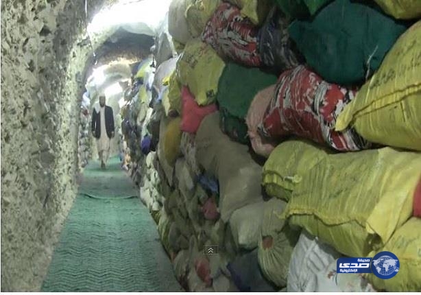 بالفيديو.. جبل في باكستان يتحول لمقبرة للمصاحف القديمة