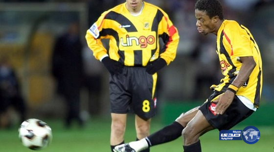 اعتزال نجم الاتحاد السابق