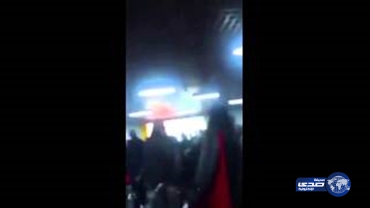 بالفيديو.. «شجار» بين مغنيتين عربيتين شهيرتين في مطار فرنسا