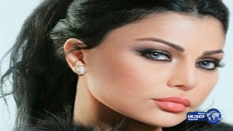 بالصور.. «مجنون هيفاء» يثير جدلاً بوشم على ذراعه