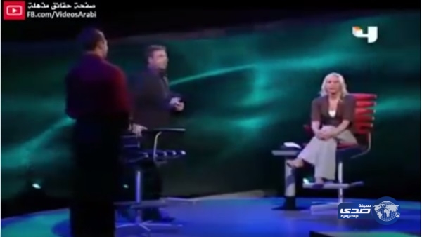 بالفيديو.. سيدة تتخلى عن زوجها مقابل 100 ألف دولار