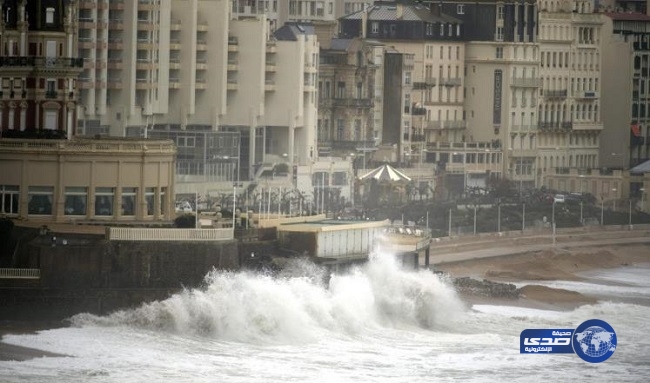 كاميرات ناطقة لردع إلقاء القمامة