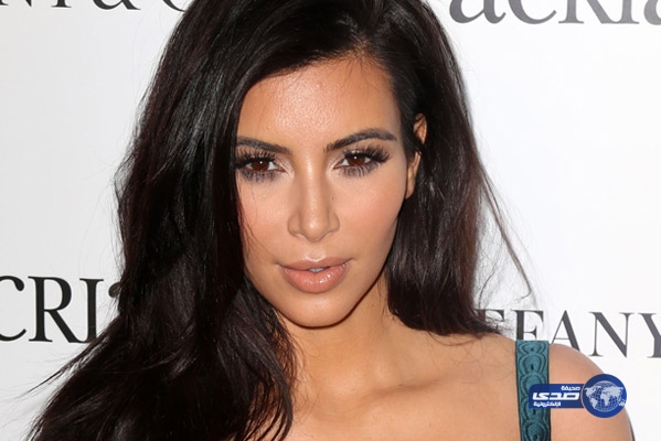 كيم كاردشيان تتحدى الجميع!