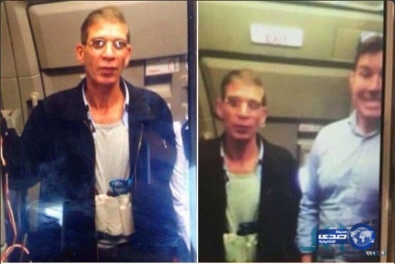 خاطف الطائرة المصرية في صورة “سيلفي” مع الركاب