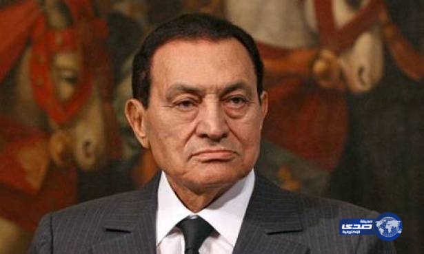 صور جديدة لحسني مبارك.. وكأن الشباب عاد يوما