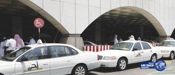 مسؤول: 5 جهات حكومية تبحث تنظيم خدمتي الأجرة «كريم» و«أوبر»