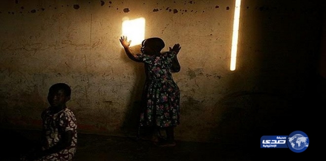 مدرسون يحرقون تلميذة للاعتراف بعلاقتها مع الشيطان