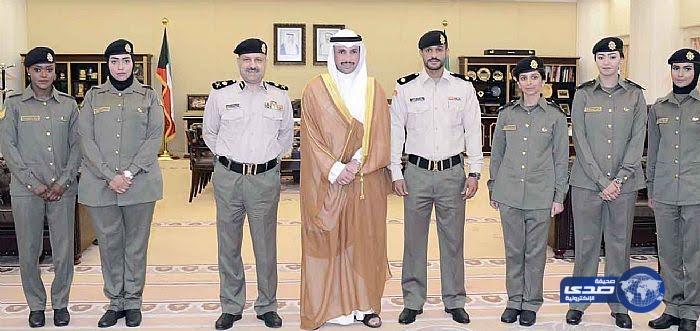 نساء يحرسن مجلس الأمة لأول مرة في تاريخ الكويت‎