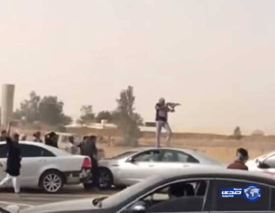 بالفيديو : إطلاق نار في إحدى ساحات التفحيط بـ “القصيم”