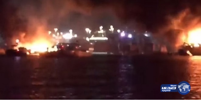 بالفيديو: لحظة اندلاع حريق بمرسى مرينا اليخوت بأبوظبي