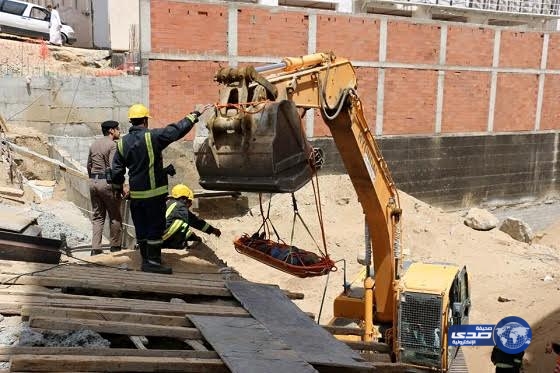 وفاة عامل بعد إحتجازه داخل حفرية بمكة المكرمة