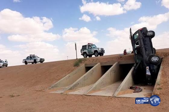 الطرق والنقل: لا علاقة لنا بسقوط عائلة داخل &#8220;عبّارة&#8221; &#8220;بطريق الجوف – عرعر&#8221;