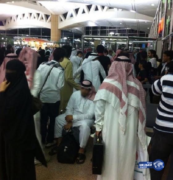 الخطوط السعودية تؤخر رحلاتها والمواطنين يتذمرون‎