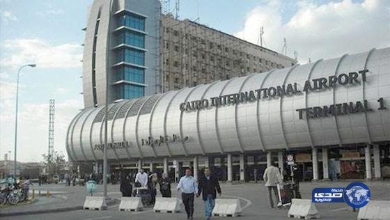 «شرخ بزجاج الكابينة» يؤخر إقلاع طائرة من القاهرة لتبوك