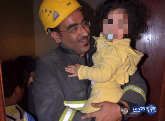 بالصور مدني سكاكا ينقذ طفلة من الاحتجاز