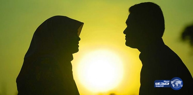 دراسة: النساء أكثر تدينًا من الرجال