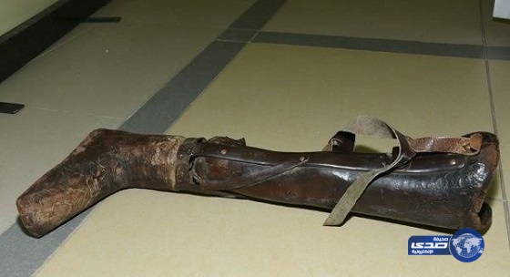 ضبط مهرب مخدرات حاول خداع الجمارك بـ”رجل اصطناعية”