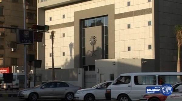 القاهرة تُحذِّر السعوديين الدخول بأكثر من 10 آلاف دولار