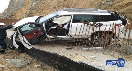 أراد ان يلتقط صورة ..فتسبب بكارثة