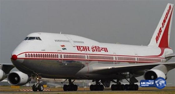 طيّار هندي يرفض التحليق لساعات.. والسبب؟