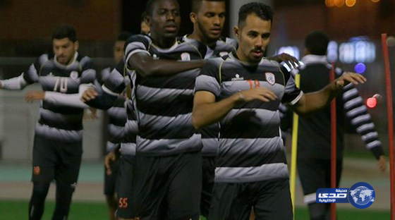 الشباب يواصل الاستعداد للهلال