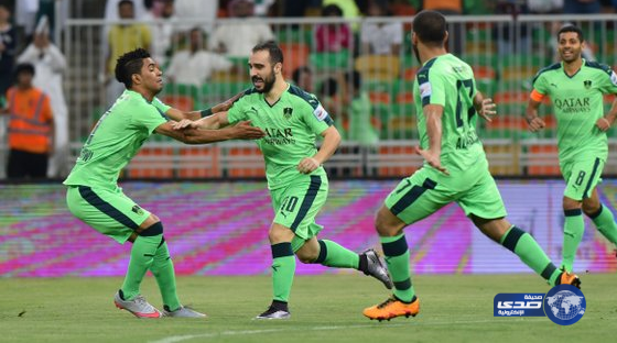 الأهلي يتغلب على الاتحاد برباعية ويستعيد الصدارة