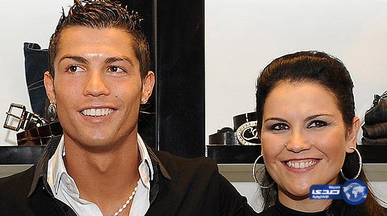 شقيقة كريستيانو تستفز بيكي بعد الكلاسيكو بتغريدة