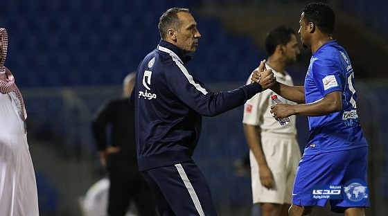 مسؤول هلالي ينفي وجود أزمة بين دونيس والشمراني