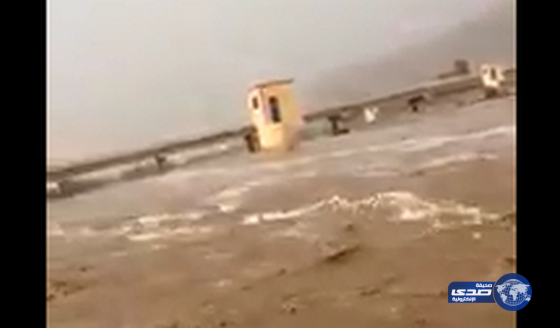 بالفيديو:الدفاع المدني يطلق صافرات الانذار في قرى وادي ترج