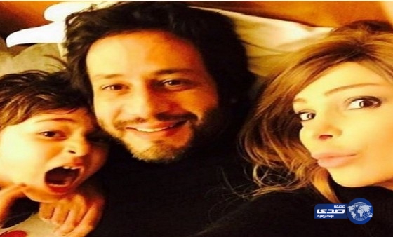 سيلفي أمل حجازي مع زوجها..