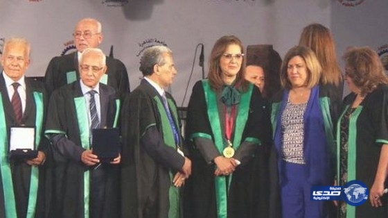 سعاد الصباح : ”من أراد مصر بسوء ستبتلعه الأرض”