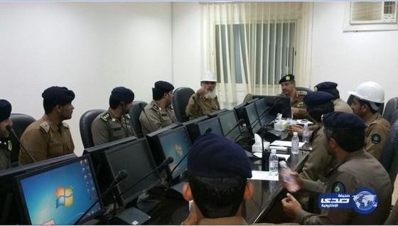 الغامدي يجتمع بالضباط الميدانيين في عملية البحث عن المفقودين في وادي قوب