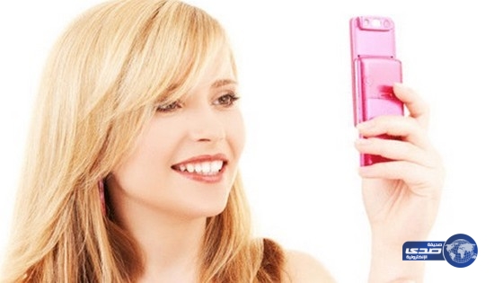 القبض على فتاة أرسلت 77 ألف رسالة في أسبوع لحبيبها السابق