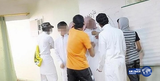 شاب يقتحم مدرسة بالرياض ويعتدي على معلم