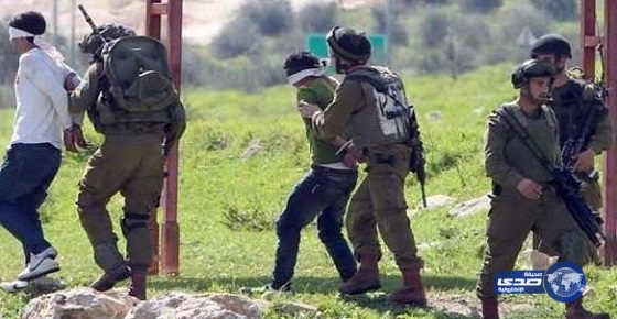 قوات الاحتلال الإسرائيلية تعتقل ثلاثة فلسطينيين من محافظة نابلس